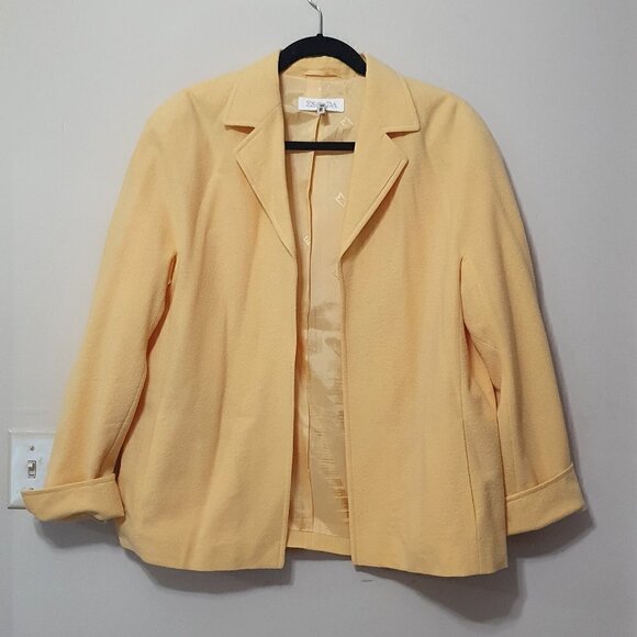 Escada Textured Blazer and Skirt SET - Picture 1 of 13